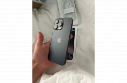 iPhone 16 Pro Max készülék, 256 GB tárhellyel