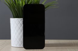 Apple iPhone 15 128GB asztrofekete B US-7143