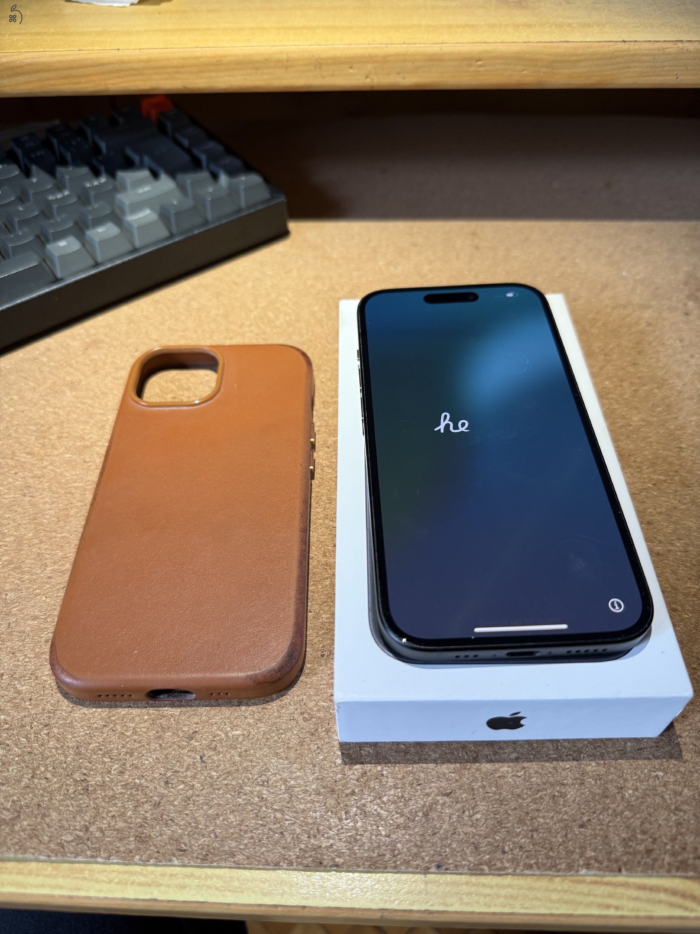 Fekete - Független 128GB - akku 86%