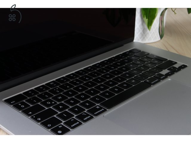 Apple Macbook Air 15