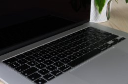 Apple Macbook Air 15