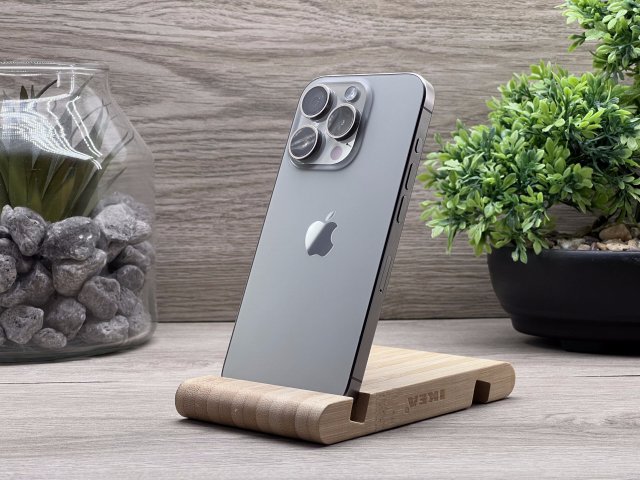 Hibátlan iPhone 15 Pro Natural Titanium 256GB 2 ÉV Garanciával Számlával