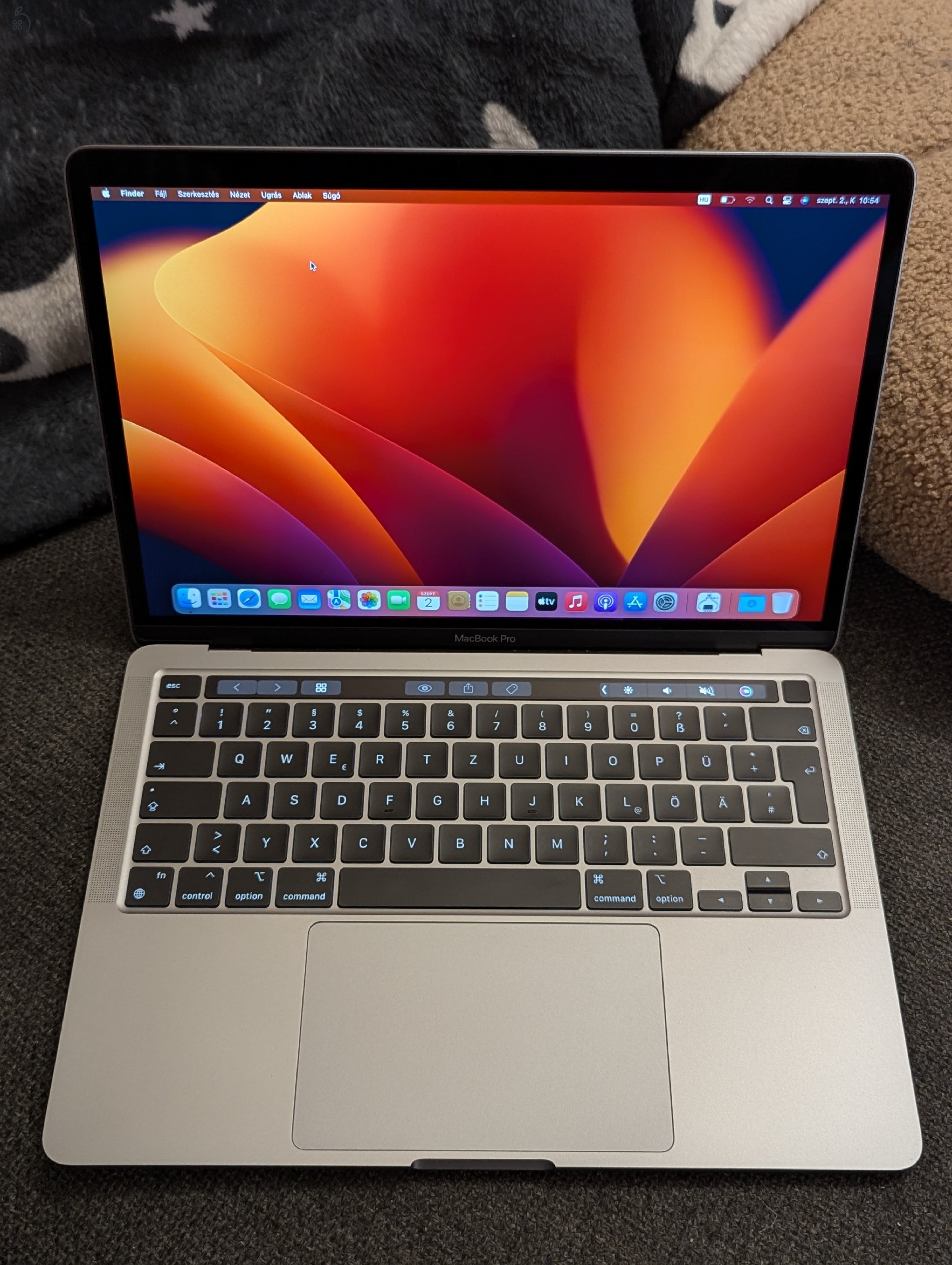 MacBook Pro M1 512GB SSD újszerű állapot