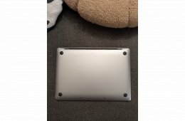 MacBook Pro M1 512GB SSD újszerű állapot