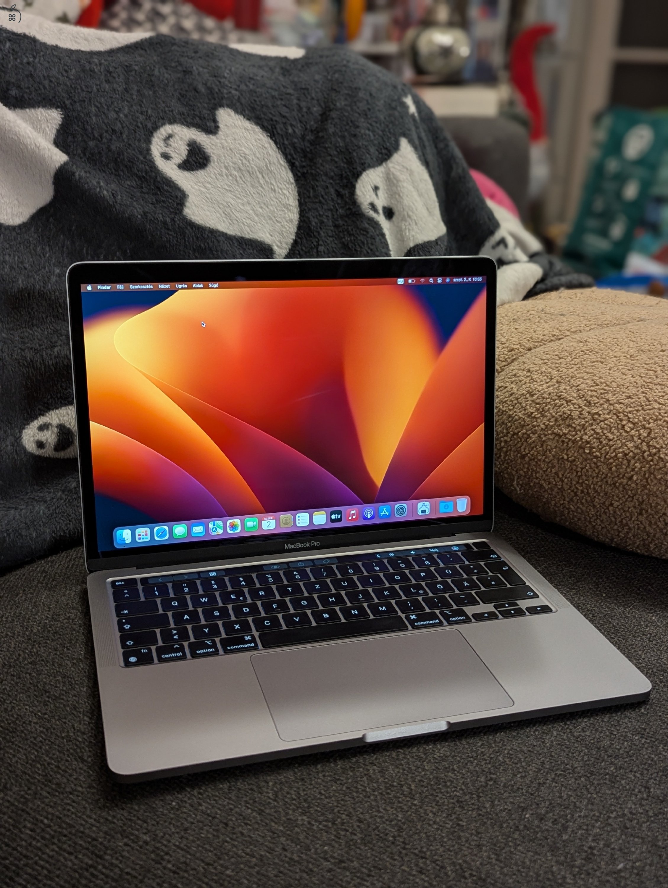 MacBook Pro M1 512GB SSD újszerű állapot