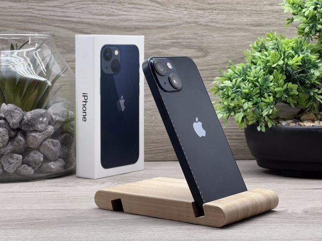 iPhone 13 Midnight 128GB 2 ÉV Garanciával Számlával 100% Akksi