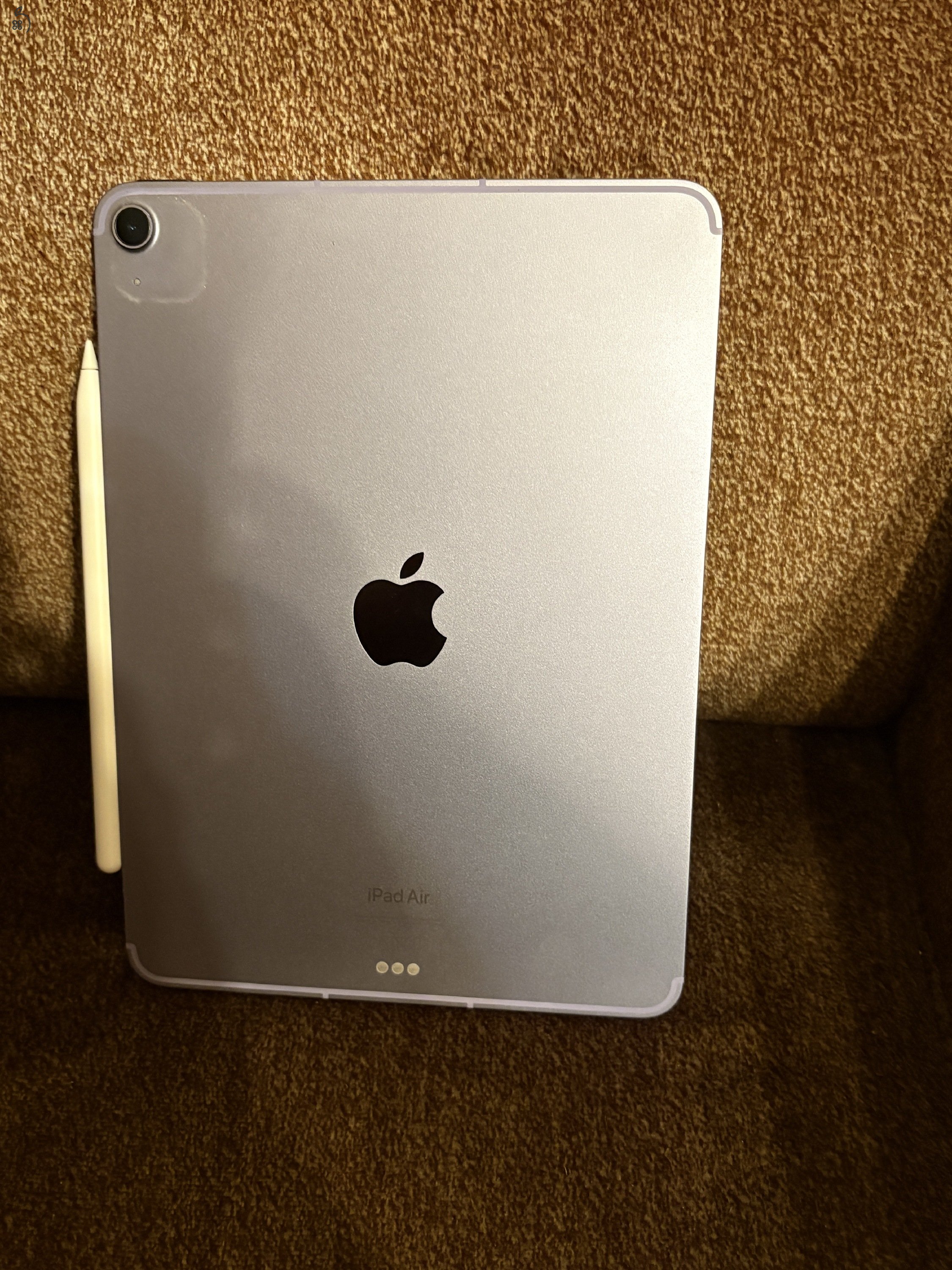 iPad Air 5 wi-fi + Magic keyboard + Apple Pencil