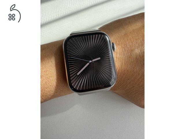 Rozsdamentes acél Apple Watch 7 Cellular