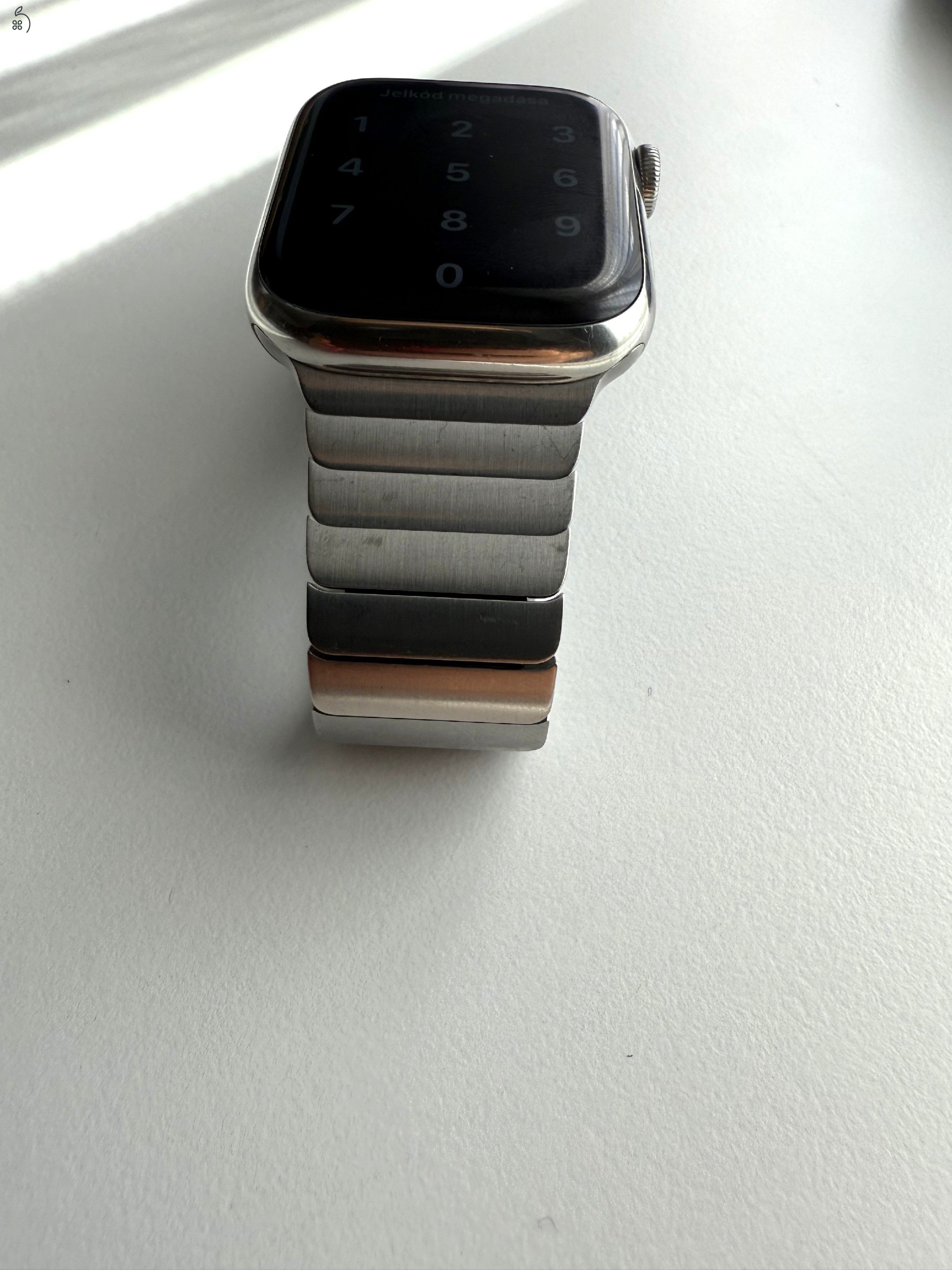 Rozsdamentes acél Apple Watch 7 Cellular