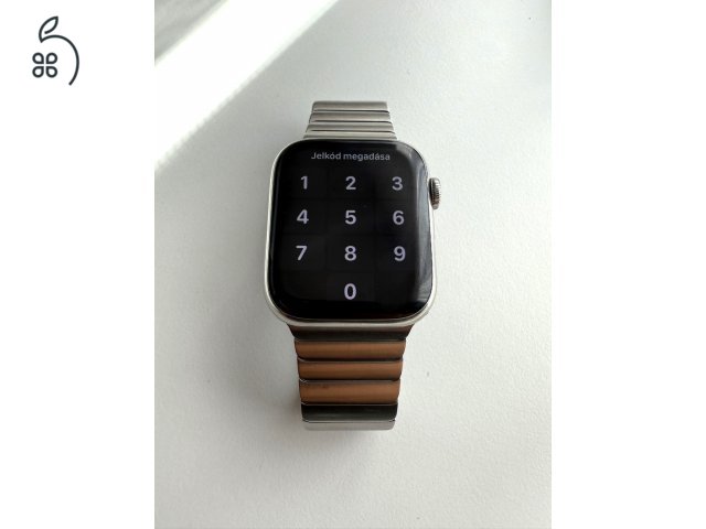 Rozsdamentes acél Apple Watch 7 Cellular