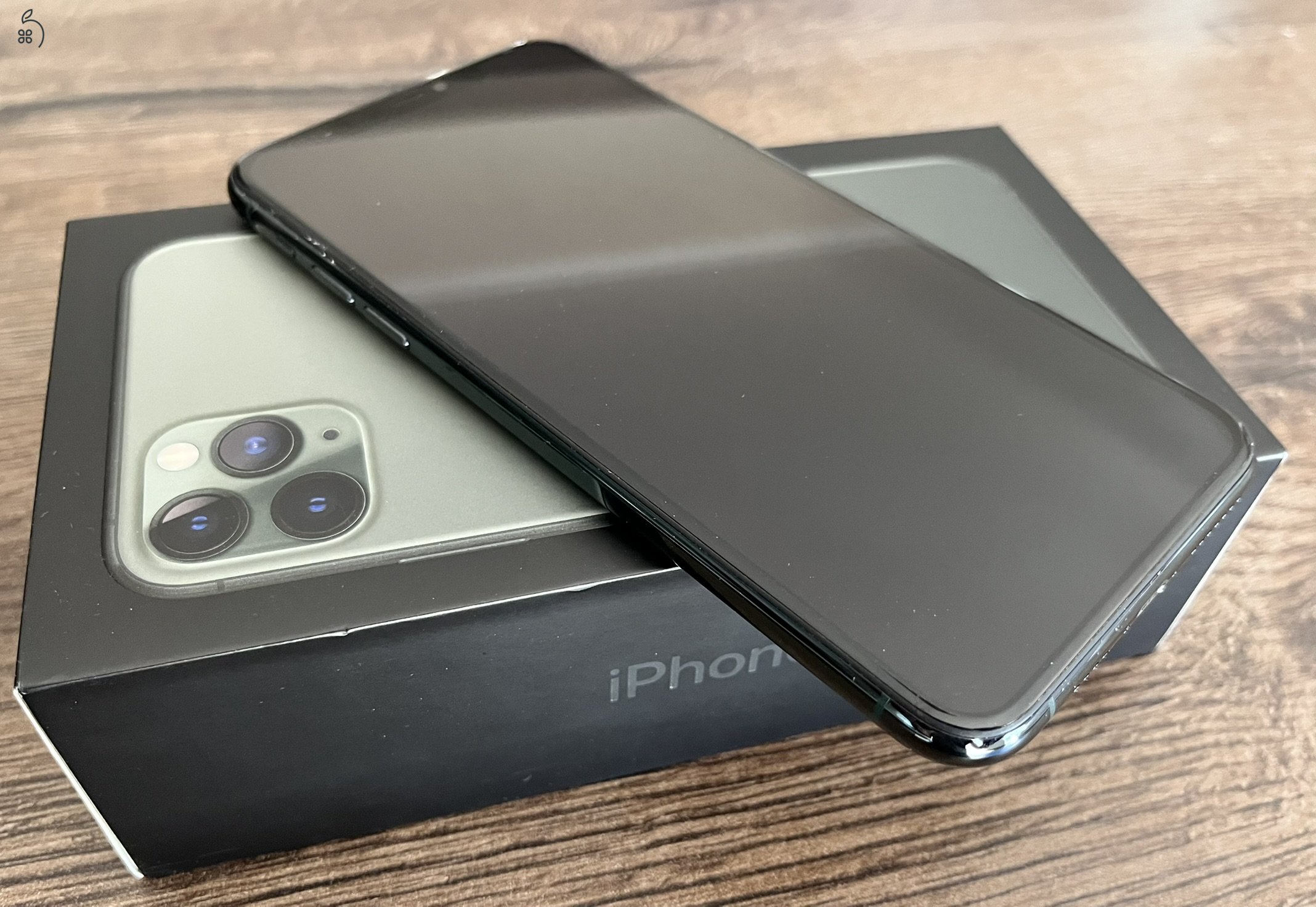 iPhone 11 Pro Max Midnight Green 64 GB szép  állapotban