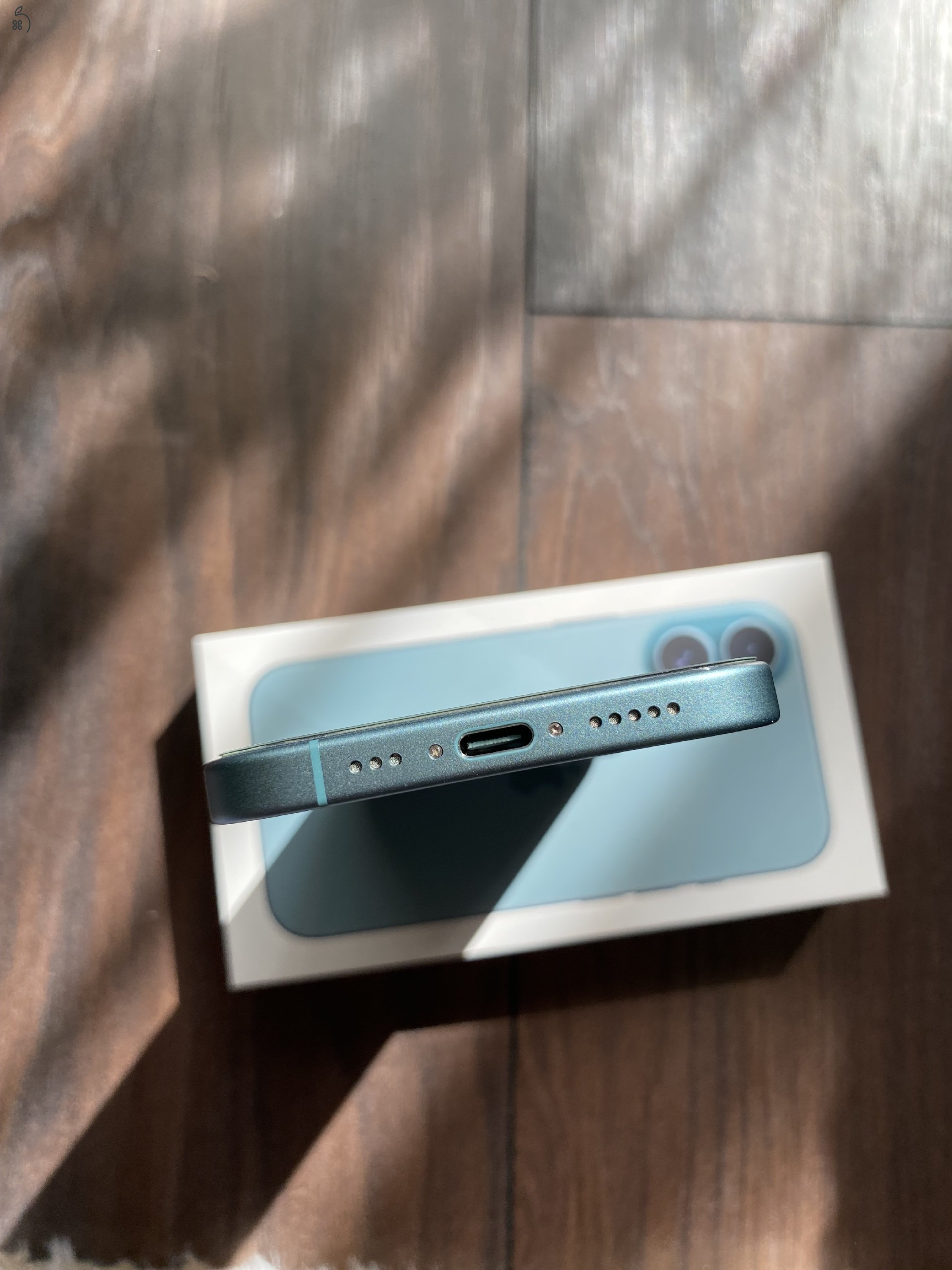 Eladó Iphone 16 tökéletes állapotban