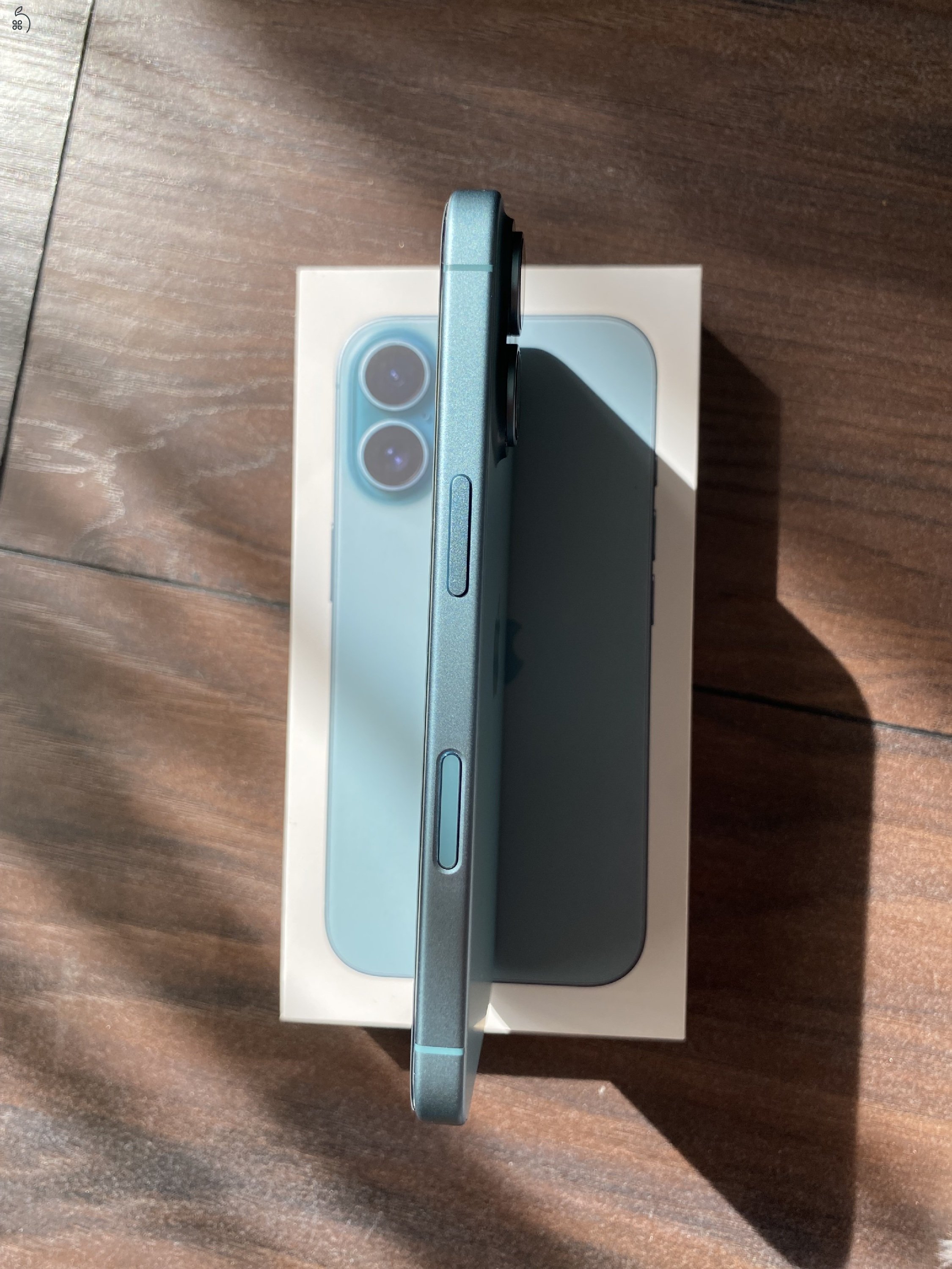 Eladó Iphone 16 tökéletes állapotban