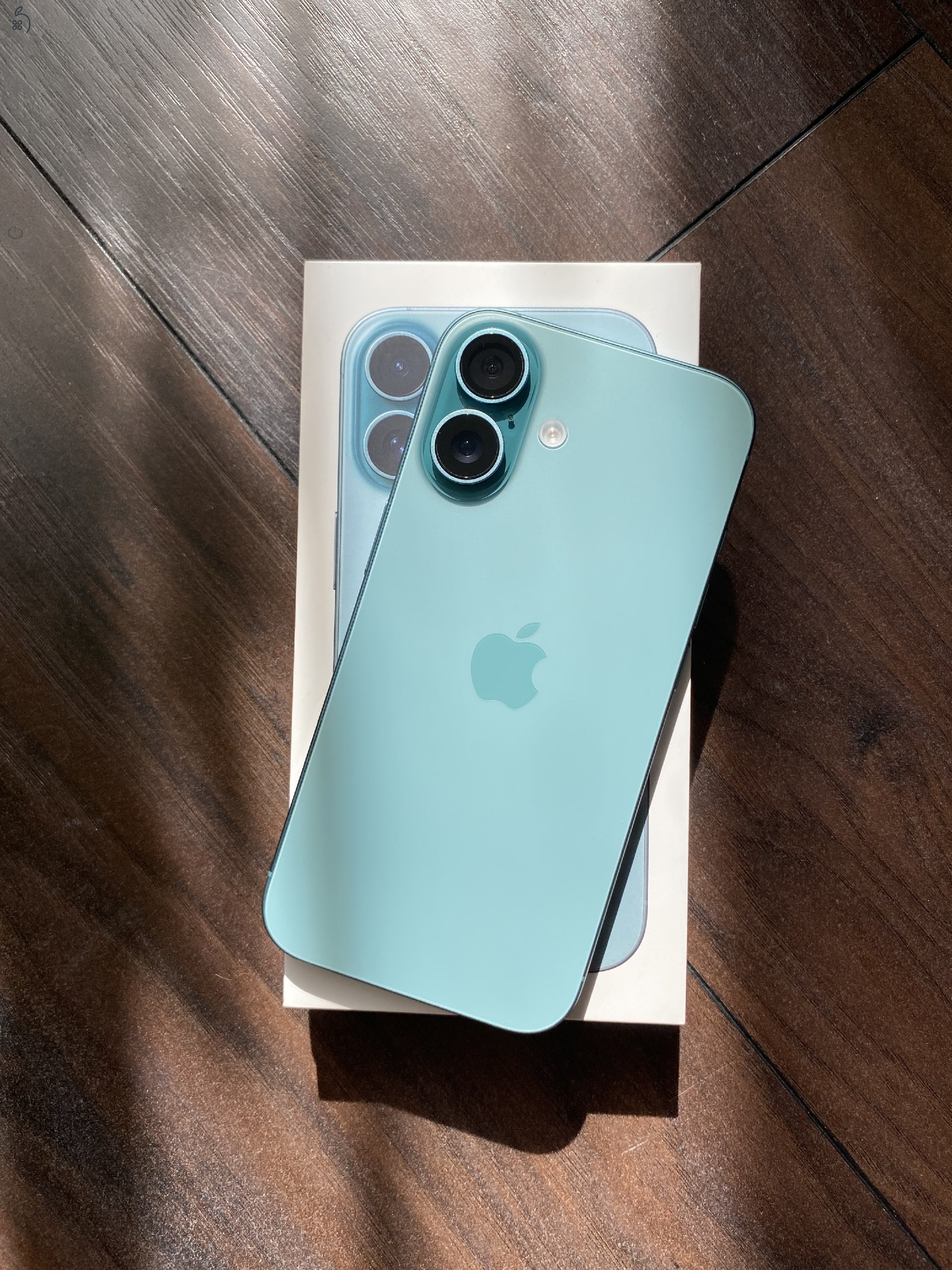 Eladó Iphone 16 tökéletes állapotban