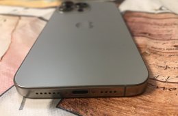 Eladó 1 éves független iPhone 15 Pro Max 