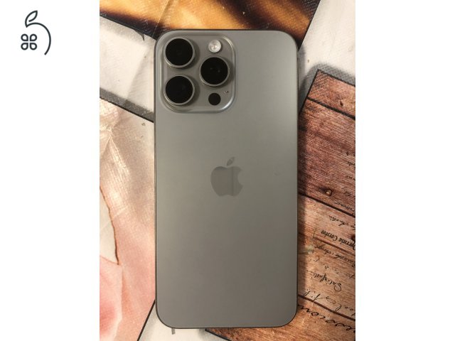 Eladó 1 éves független iPhone 15 Pro Max 