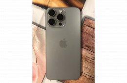 Eladó 1 éves független iPhone 15 Pro Max 