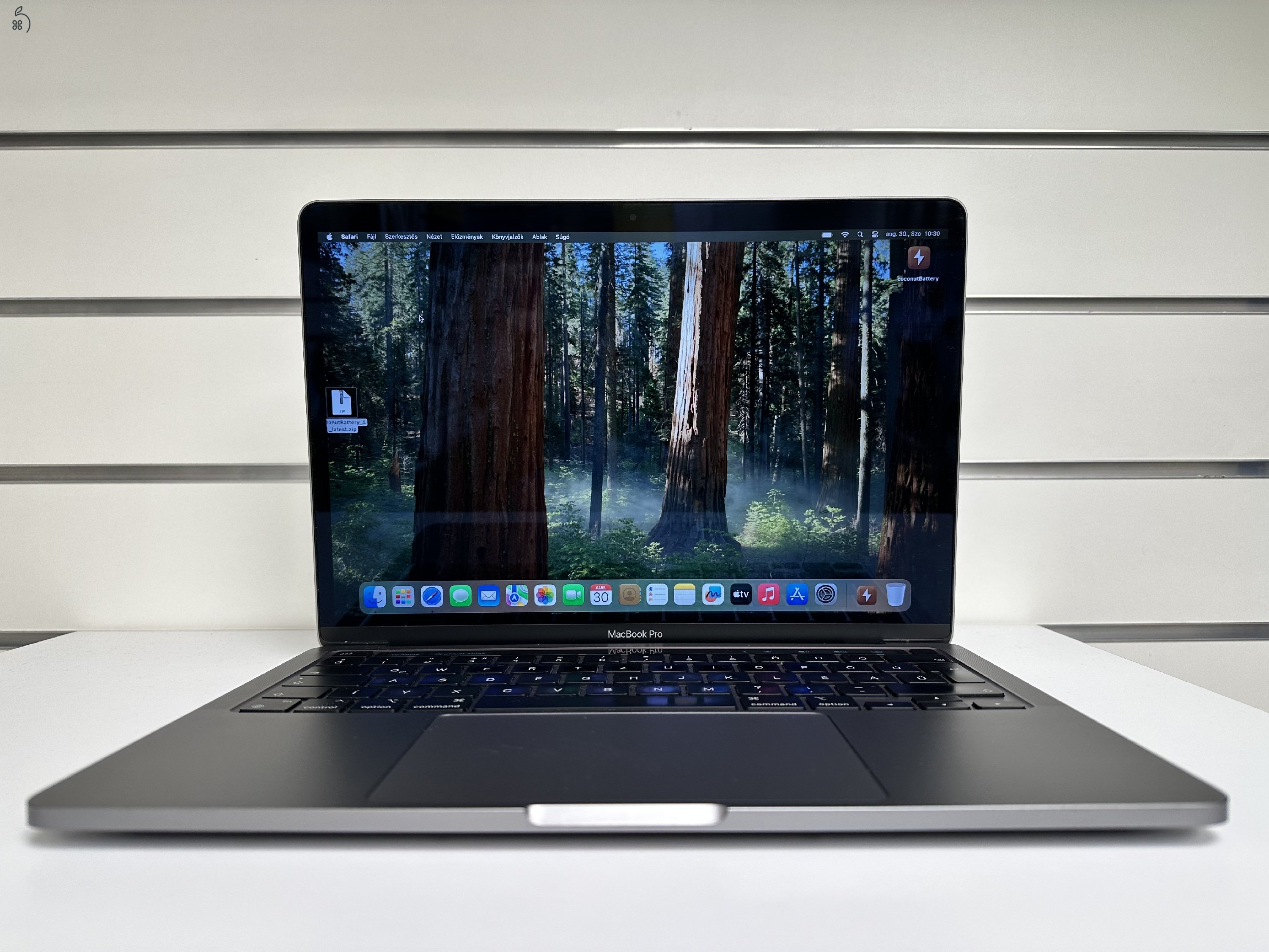 Üzletből, garanciával, Macbook Pro Retina M2 13