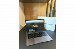 Apple MacBook 13”, 2018