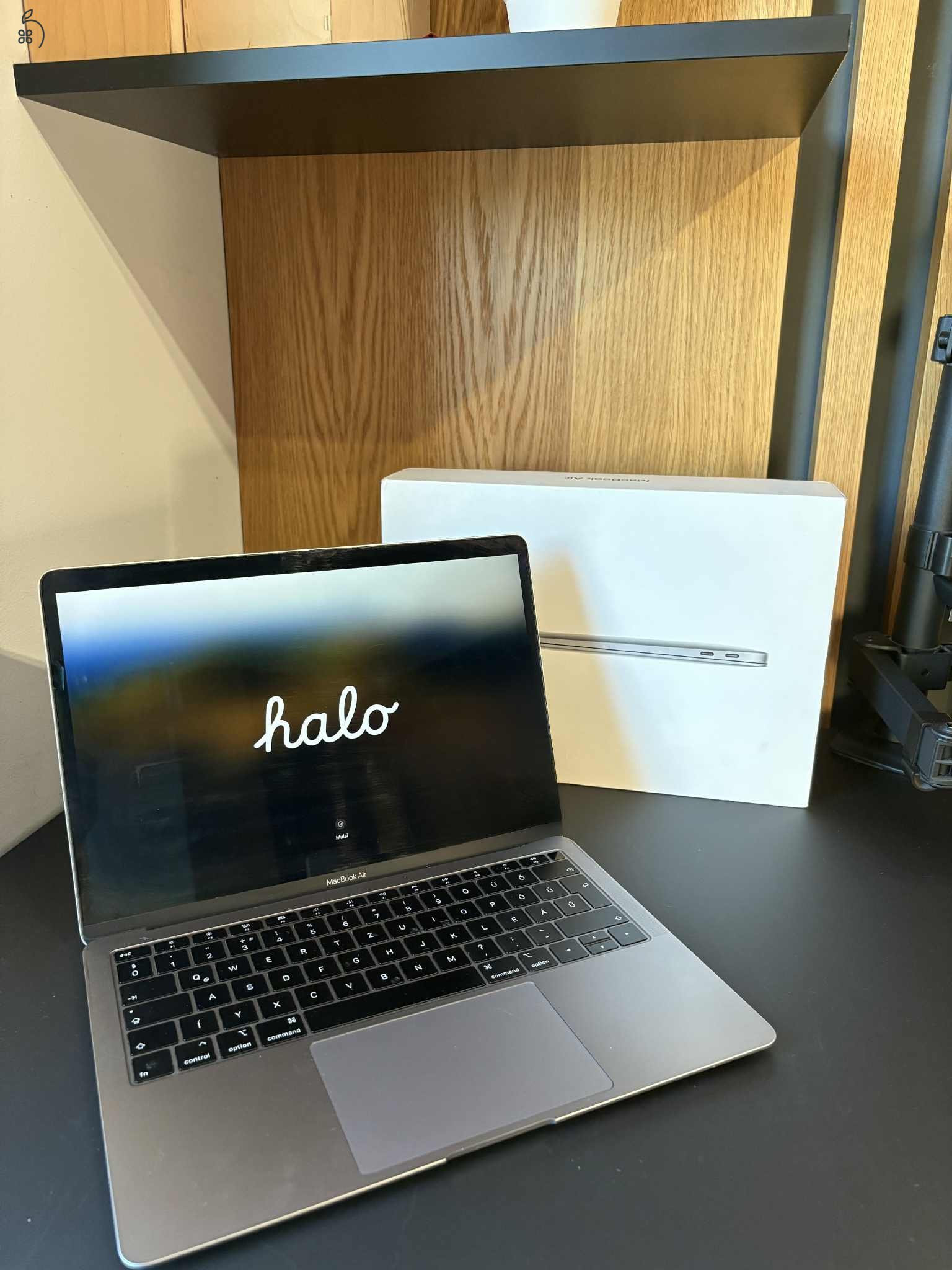 Apple MacBook 13”, 2018