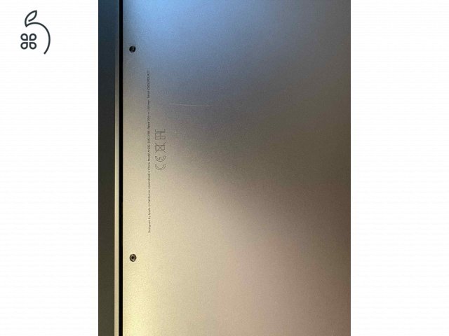 Apple MacBook 13”, 2018