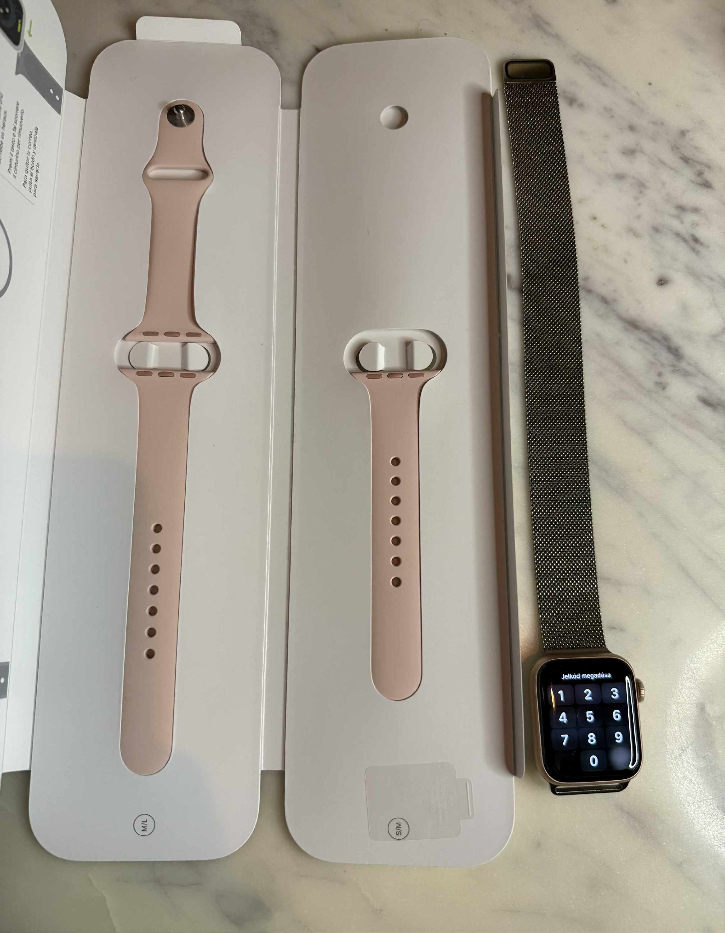 40mm Apple Watch series 6 arany színű GPS, alumínium ház + 2 szíj