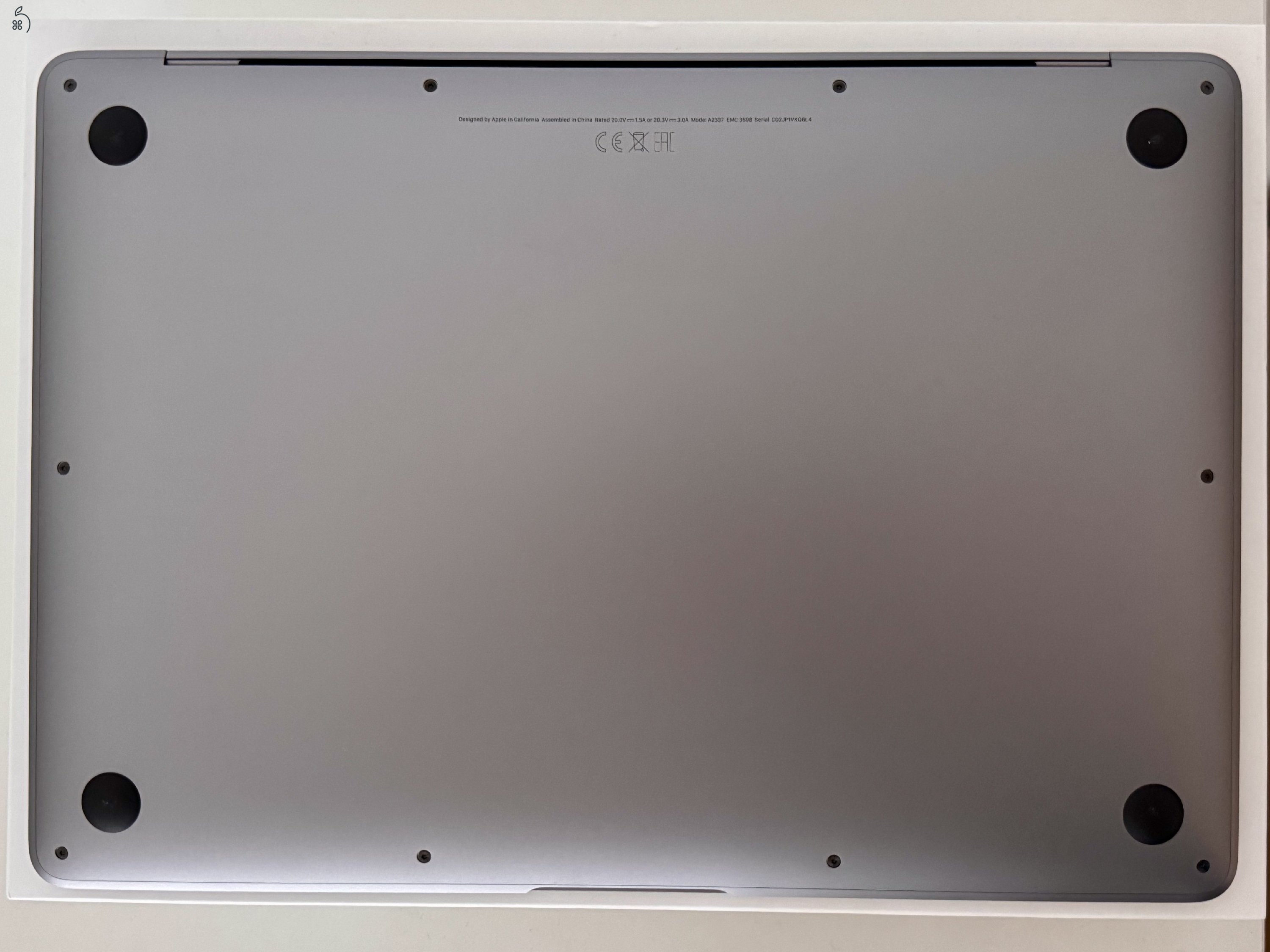 Eladó Apple MacBook Air 13” (2020, M1, 8GB/256GB) – újszerű állapotban