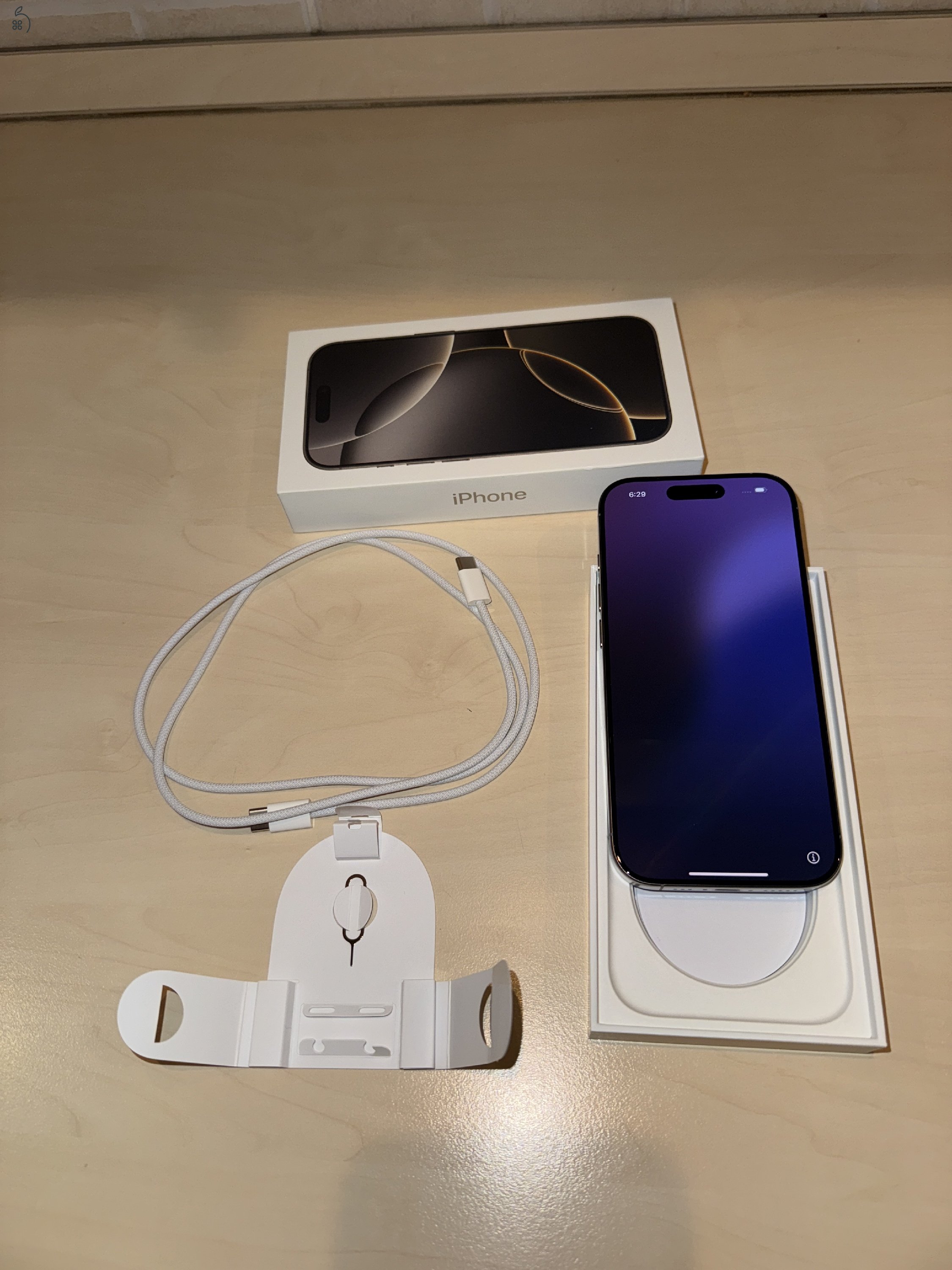 Iphone 16 pro 256 GB eladó