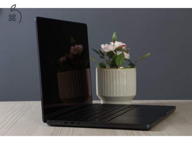 Apple Macbook Pro 14
