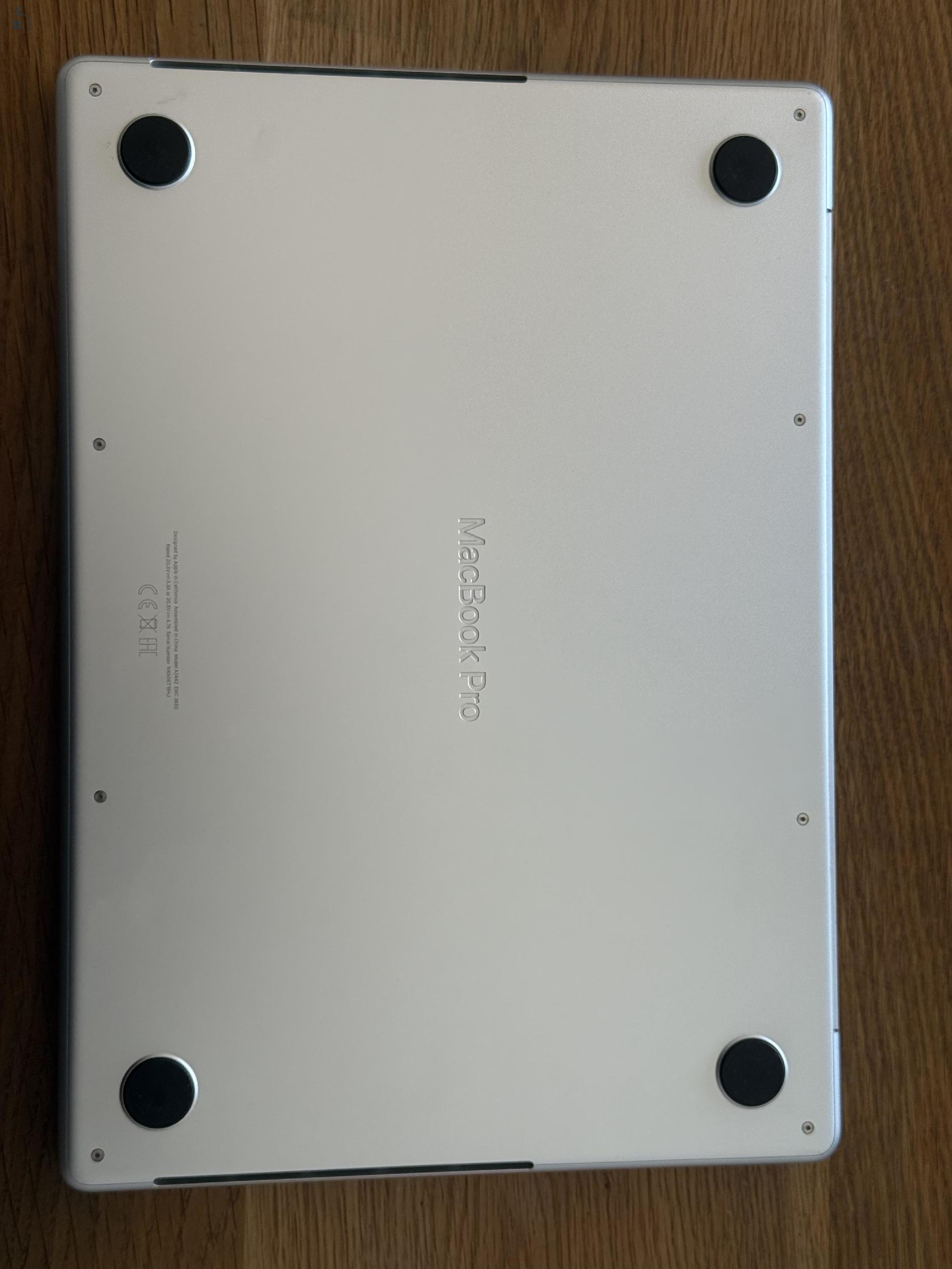 MacBook Pro 14