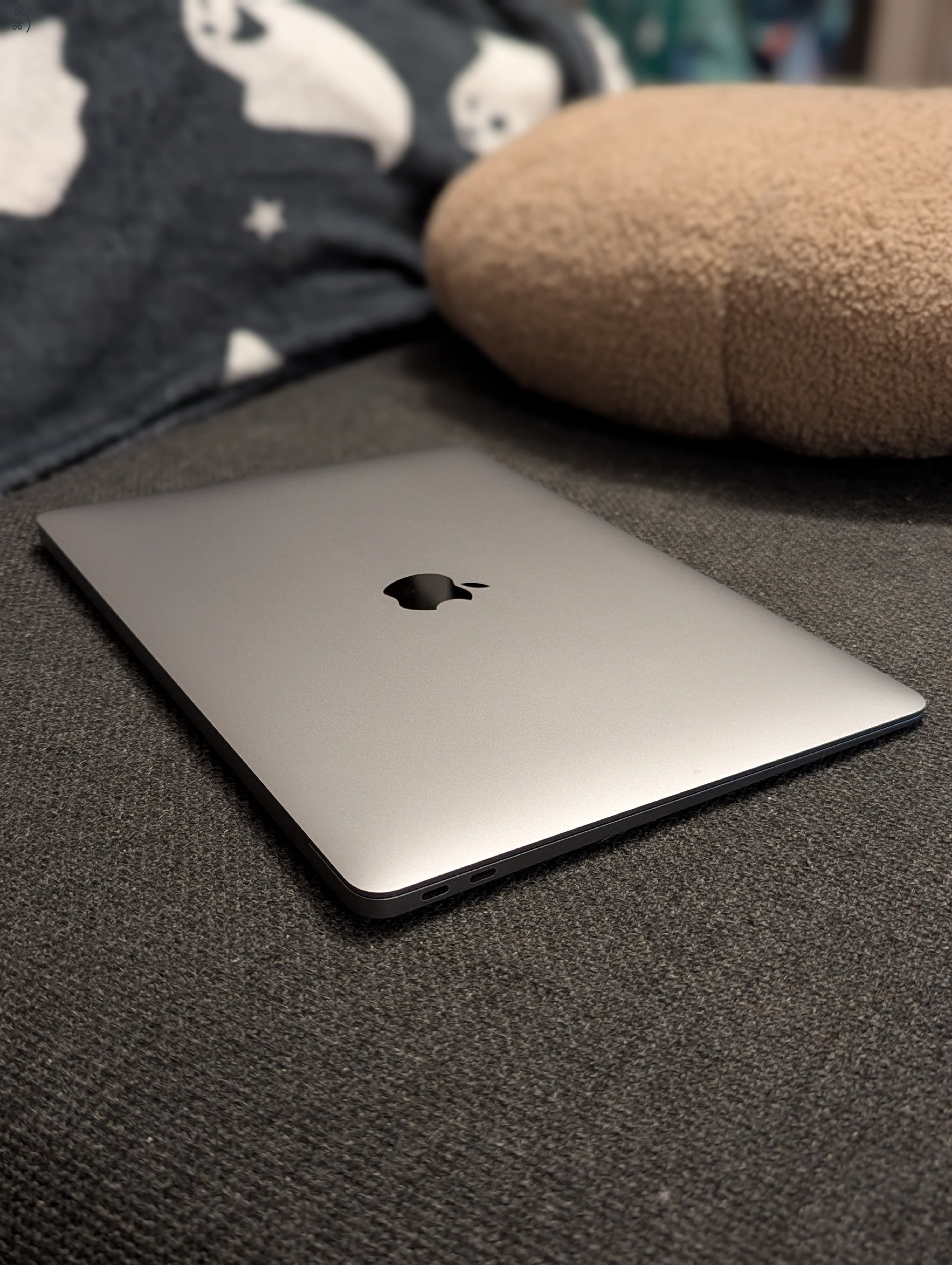 MacBook Air M1 megkímélt állapot 