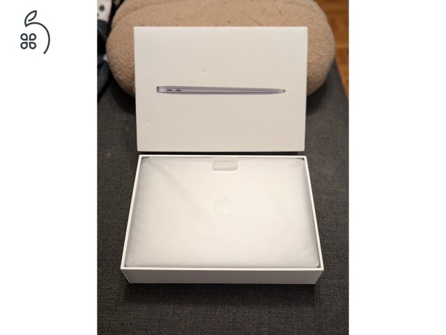 MacBook Air M1 megkímélt állapot 
