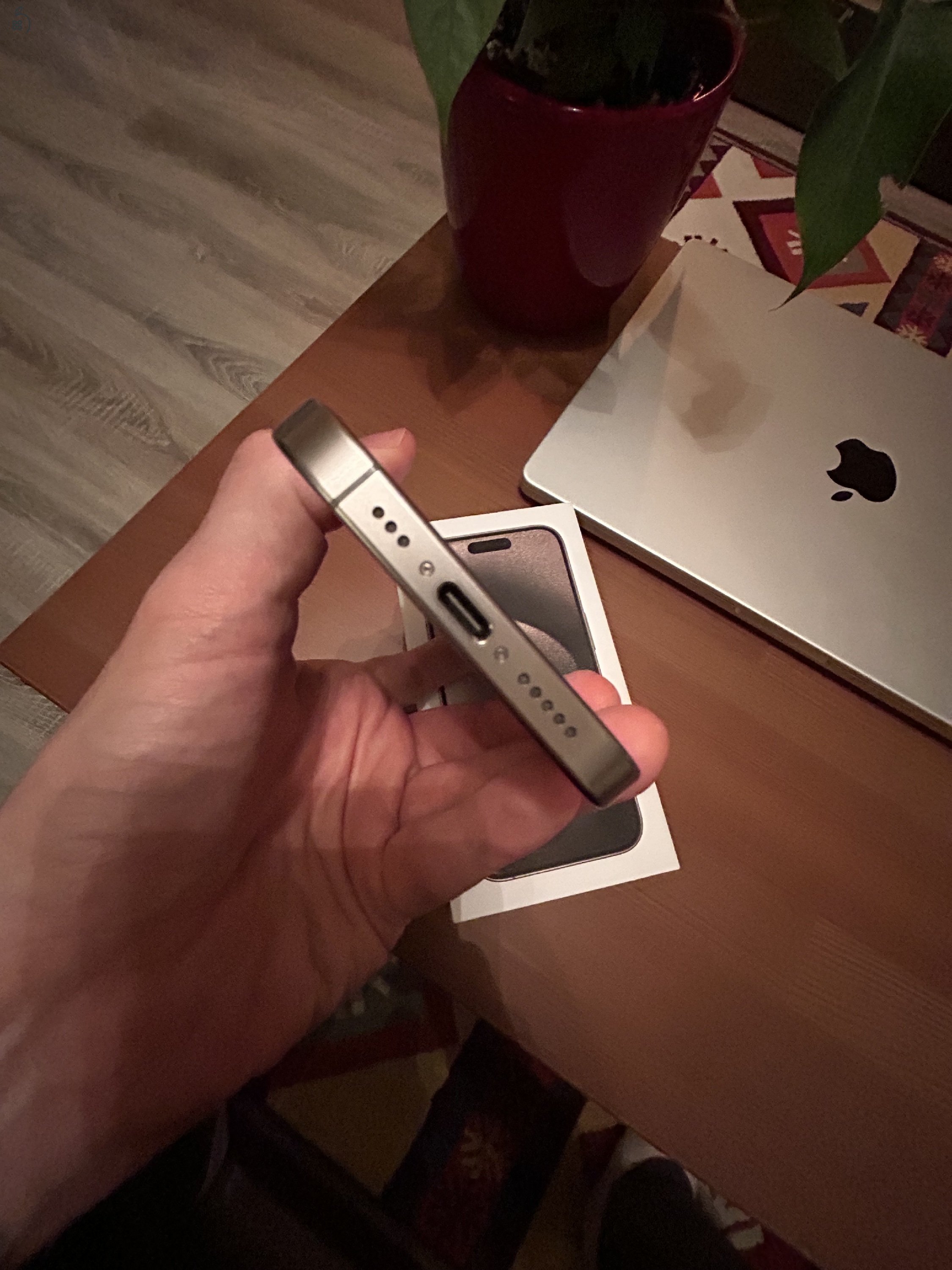 Apple iPhone 15 Pro