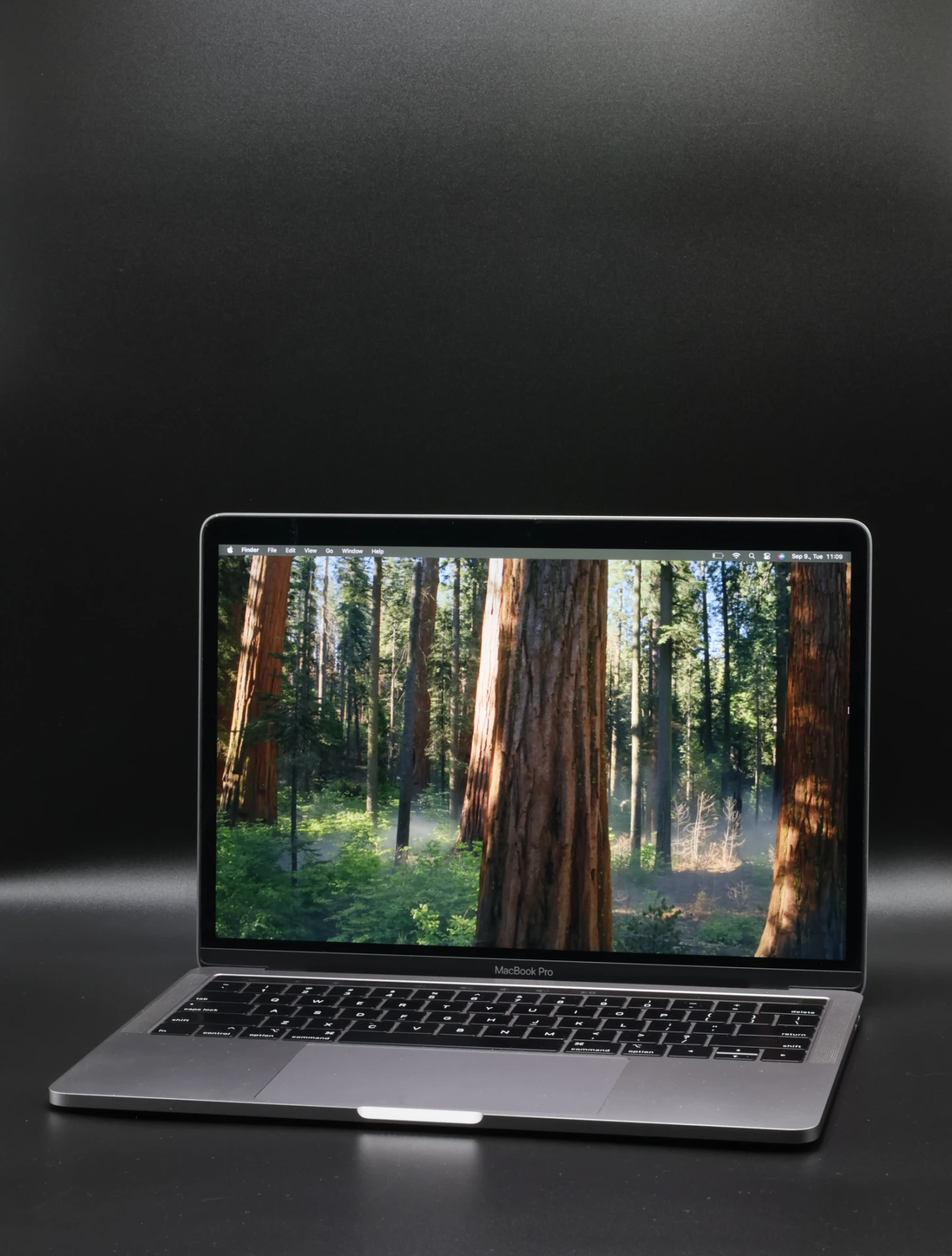 Apple MacBook Pro 13″ Touch Bar 2019 i7 1TB Space Gray akku - 12 HÓ GARANCIA