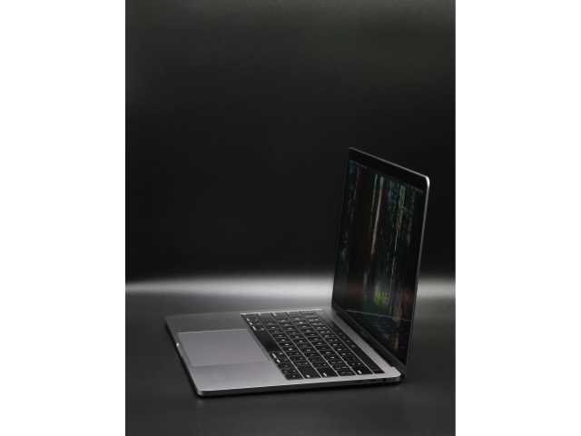 Apple MacBook Pro 13″ Touch Bar 2019 i7 1TB Space Gray akku - 12 HÓ GARANCIA