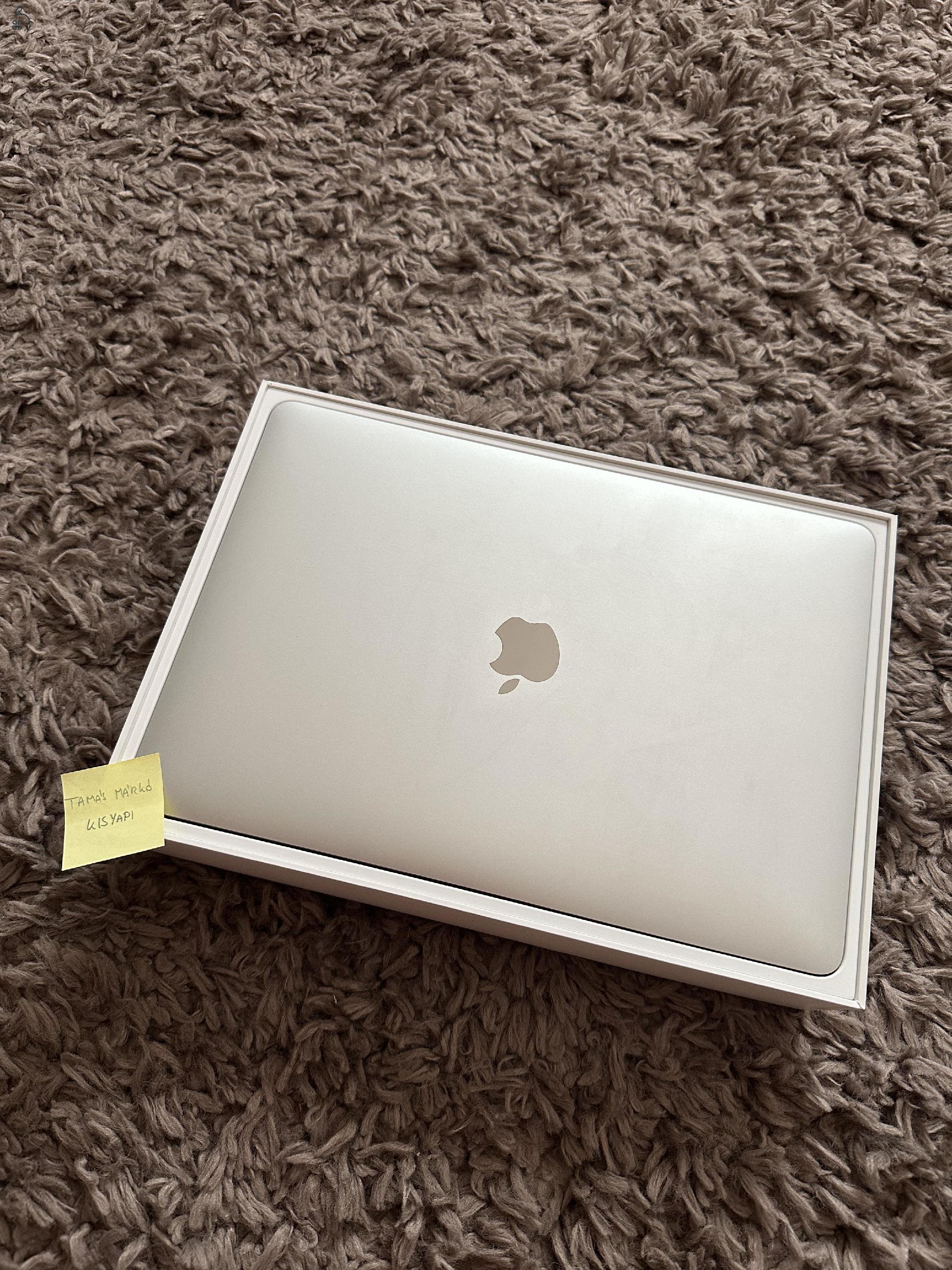 MacBook Pro M1 (13”, 8GB/256GB, 94% akkumulátor)