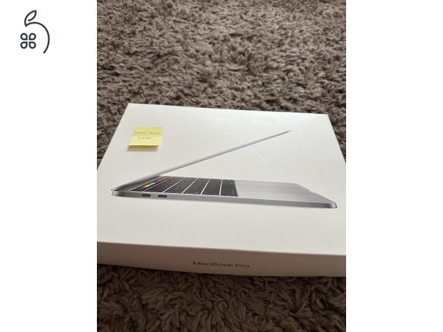 MacBook Pro M1 (13”, 8GB/256GB, 94% akkumulátor)