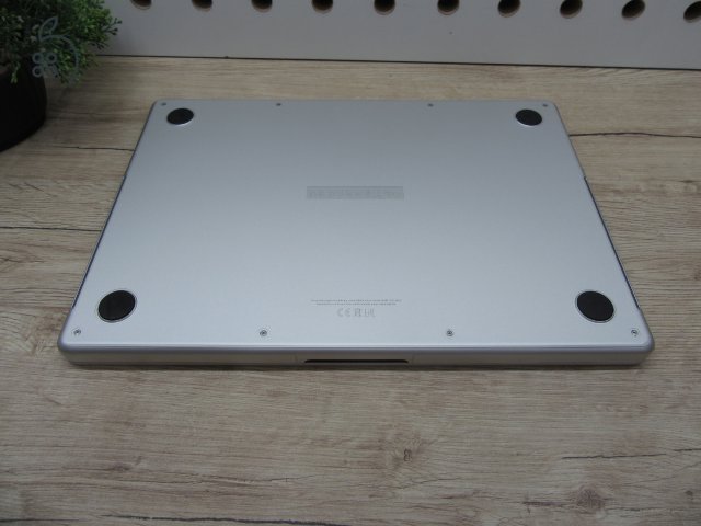 Apple MacBook Pro 14” (2021, M1 Pro) – Liquid Retina XDR, ProMotion 120 Hz – 8-magos CPU / 14-magos GPU – 16/500 – Használt, újszerű (külsőleg teljesen fóliázva) – 82% akku (377 ciklus) – Garancia 3 hónap
