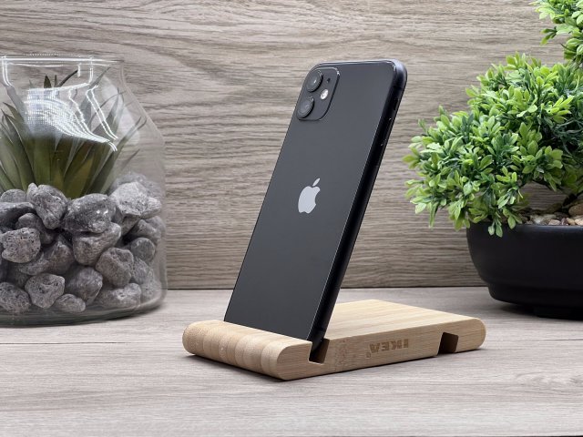 iPhone 11 Black 64GB 2 ÉV Garanciával Számlával 93% Akksi