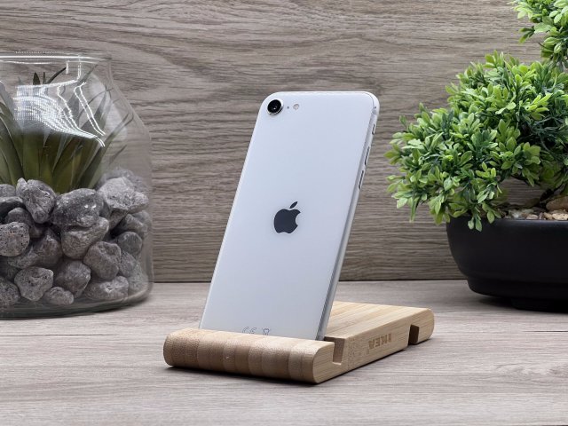 iPhone SE 2020 White 128GB 2 ÉV Garanciával Számlával 100% Akksi