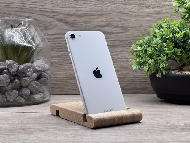 iPhone SE 2020 White 128GB 2 ÉV Garanciával Számlával 100% Akksi