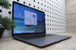 Apple MacBook Air 13” (2020, M1) – Csendes M1 erő, Retina kijelző, 15 órás üzemidő – 8/256 – Használt, szép – 90% akku (44 ciklus) – Garancia 3 hónap