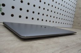 Apple MacBook Air 13” (2020, M1) – Csendes M1-teljesítmény, Retina kijelző – 8/256 – Használt, karcmentes – 86% akku (172 ciklus) – Garancia 3 hónap