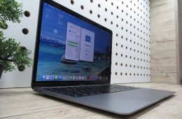 Apple MacBook Air 13” (2020, M1) – Csendes M1-teljesítmény, Retina kijelző – 8/256 – Használt, karcmentes – 86% akku (172 ciklus) – Garancia 3 hónap