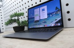 Apple MacBook Air 13” (2020, M1) – Csendes M1-teljesítmény, Retina kijelző, ~15 óra üzemidő – 8/256 – Használt, újszerű – 93% akku (62 ciklus) – Garancia 3 hónap