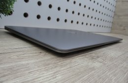 Apple MacBook Air 13” (2020, M1) – Csendes M1-teljesítmény, Retina kijelző, ~15 óra üzemidő – 8/256 – Használt, karcmentes – 93% akku (45 ciklus) – Garancia 3 hónap