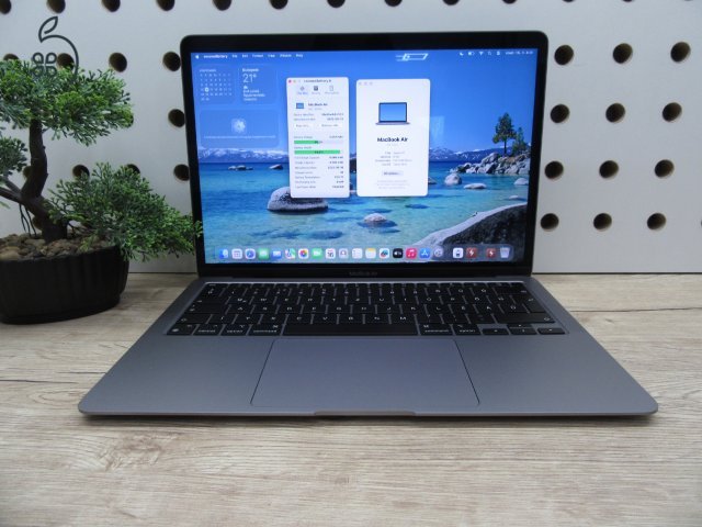 Apple MacBook Air 13” (2020, M1) – Csendes M1-teljesítmény, Retina kijelző, ~15 óra üzemidő – 8/256 – Használt, karcmentes – 93% akku (45 ciklus) – Garancia 3 hónap
