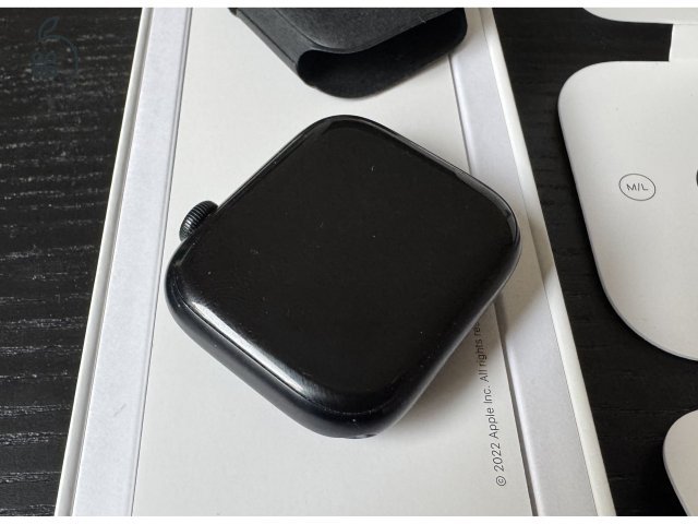 Újszerű S8 GPS watch eladó 90% akkuval