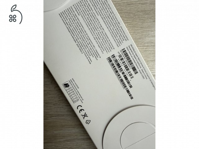 Apple Watch 9 41 mm GPS+Cellular, Graphite acél tok, Midnight Sport szíj, M/L
