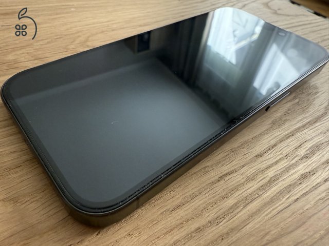 karcmentes Iphone 15 pro eladó magánszemélytől